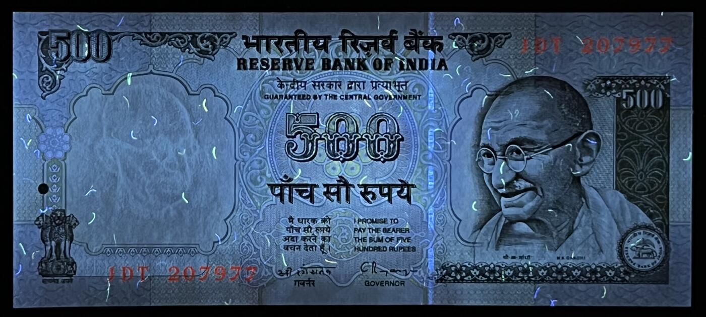 小福收藏拍卖第199期 裸钞场 本期有多张豹子号靓号 瑞士1000法郎 经典提香 毛里求斯首发年大全套 白俄罗斯5000000卢布 苏里南10000盾  爱沙尼亚  苏丹 西班牙 保加利亚 古巴等多国精美纸币