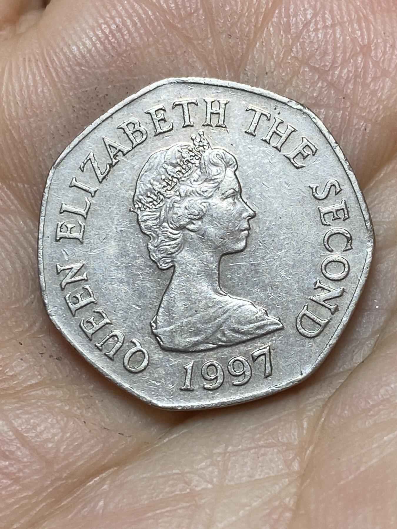 2026年第七场(总第一百七十六场）外国好品散币场(免佣金) 英属泽西岛🇯🇪1997年20便士(伊丽莎白二世中年花冠，十进制第三套第二版关门年)