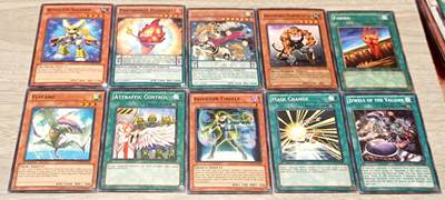 万国钱币阁第四场（钱币卡牌场） - 英文版游戏王卡牌一组2