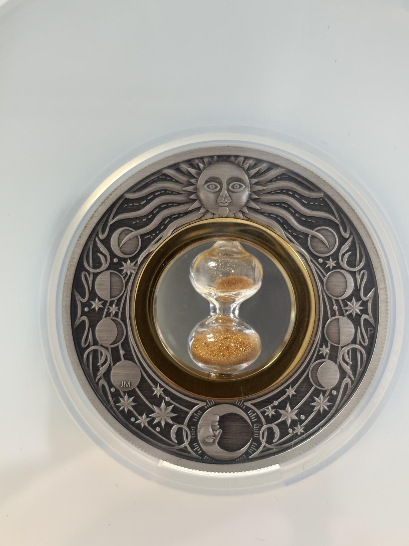 第188期拍卖  图瓦卢2021年镶嵌计时沙漏2盎司仿古纪念银币NGC-MS70首无盒无证书，999银，发行2500枚