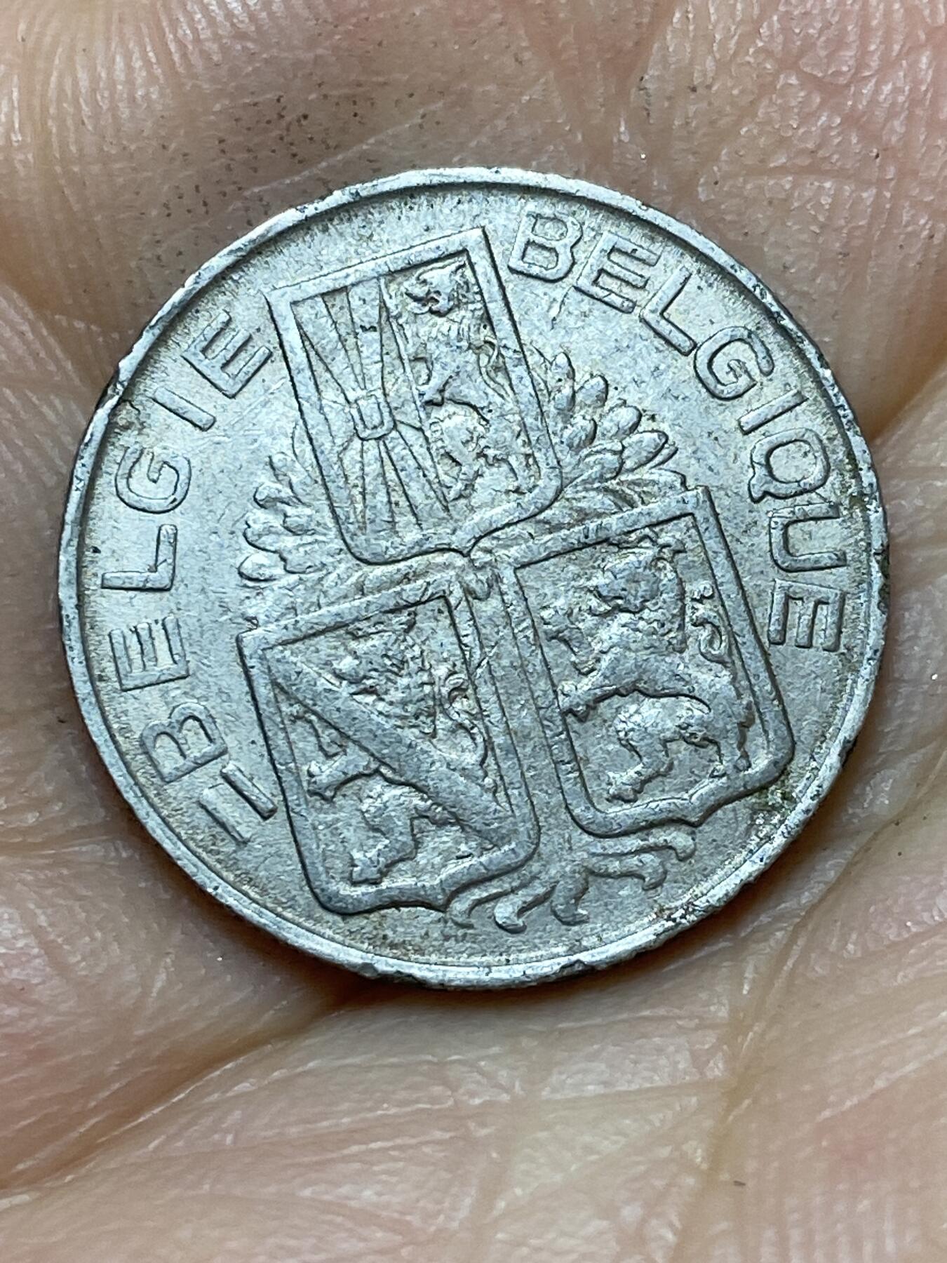 2026年第七场(总第一百七十六场）外国好品散币场(免佣金) 比利时🇧🇪1939年1法郎(利奥波德三世时期，左荷语右法语版)