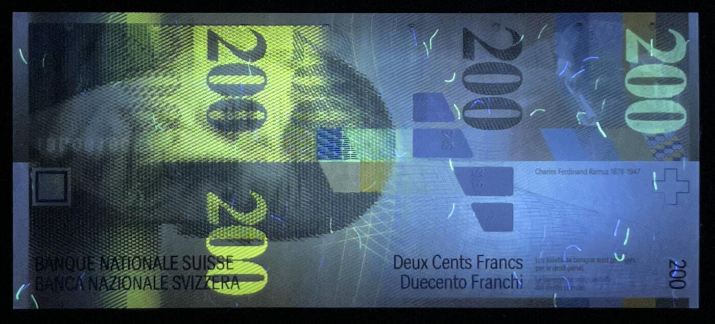 小福收藏拍卖第199期 裸钞场 本期有多张豹子号靓号 瑞士1000法郎 经典提香 毛里求斯首发年大全套 白俄罗斯5000000卢布 苏里南10000盾  爱沙尼亚  苏丹 西班牙 保加利亚 古巴等多国精美纸币 瑞士 2013年 200瑞士法郎 unc