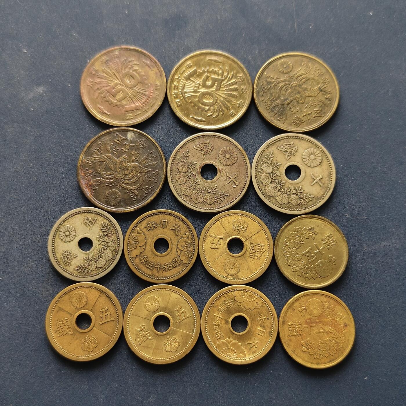 【全场包邮】纯粹捡漏拍494场 日本早期各年份钱系列散币14枚一组