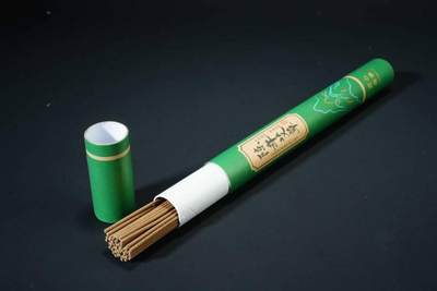 上海都达杂项专场七十三【全场包邮】 天然加里曼丹、降真香、越南芽庄等健康线香 十一筒 一盒