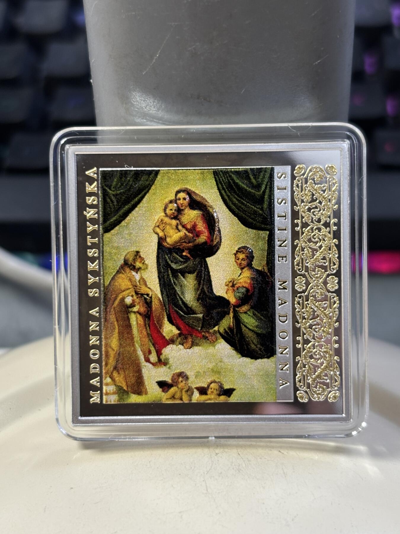 第188期拍卖 纽埃2016年西斯廷圣母像彩色镀金方形纪念银币，999银，28.28克，发行999枚