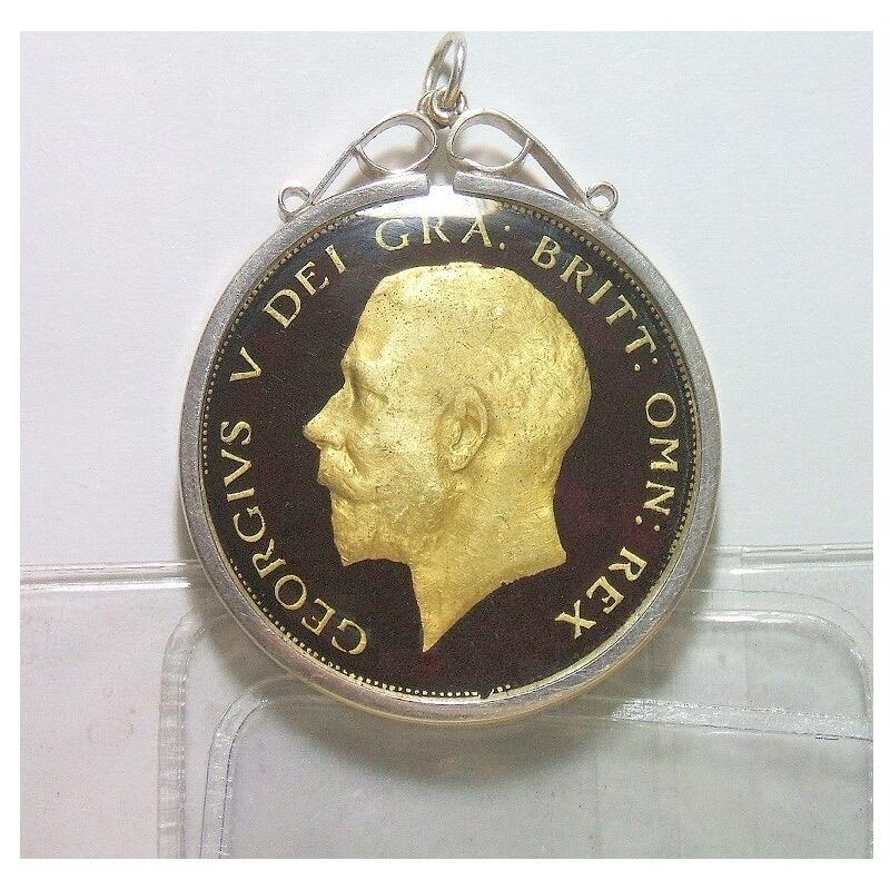 【旋风钱币】1月17日19:00准时开拍 精美欧洲币章、银币银章、第三帝国钱币等 全场包邮！ 【银】纯手工银 英国1916年乔治五世银币 珐琅彩镀金高浮雕精制银币章吊坠 33MM 19克