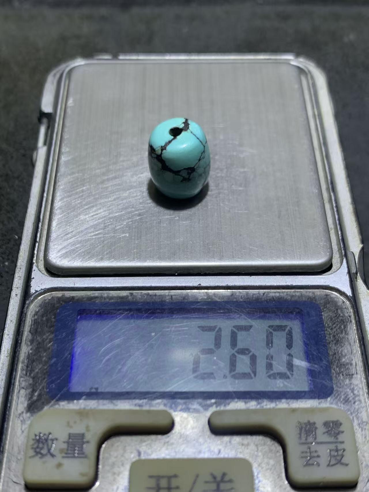 湖北十堰高瓷天空蓝网花松石桶珠一颗，