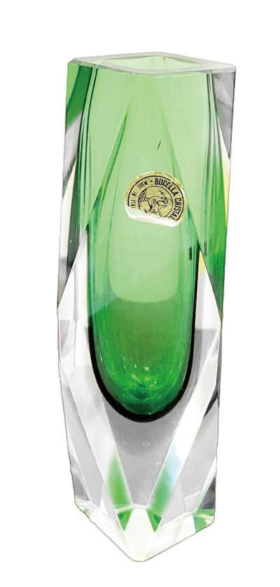 上海拍卖行2025年秋季古董珍玩拍卖会 - 意大利BUCELLA品牌薄荷绿套色水晶花插(H:17cm)