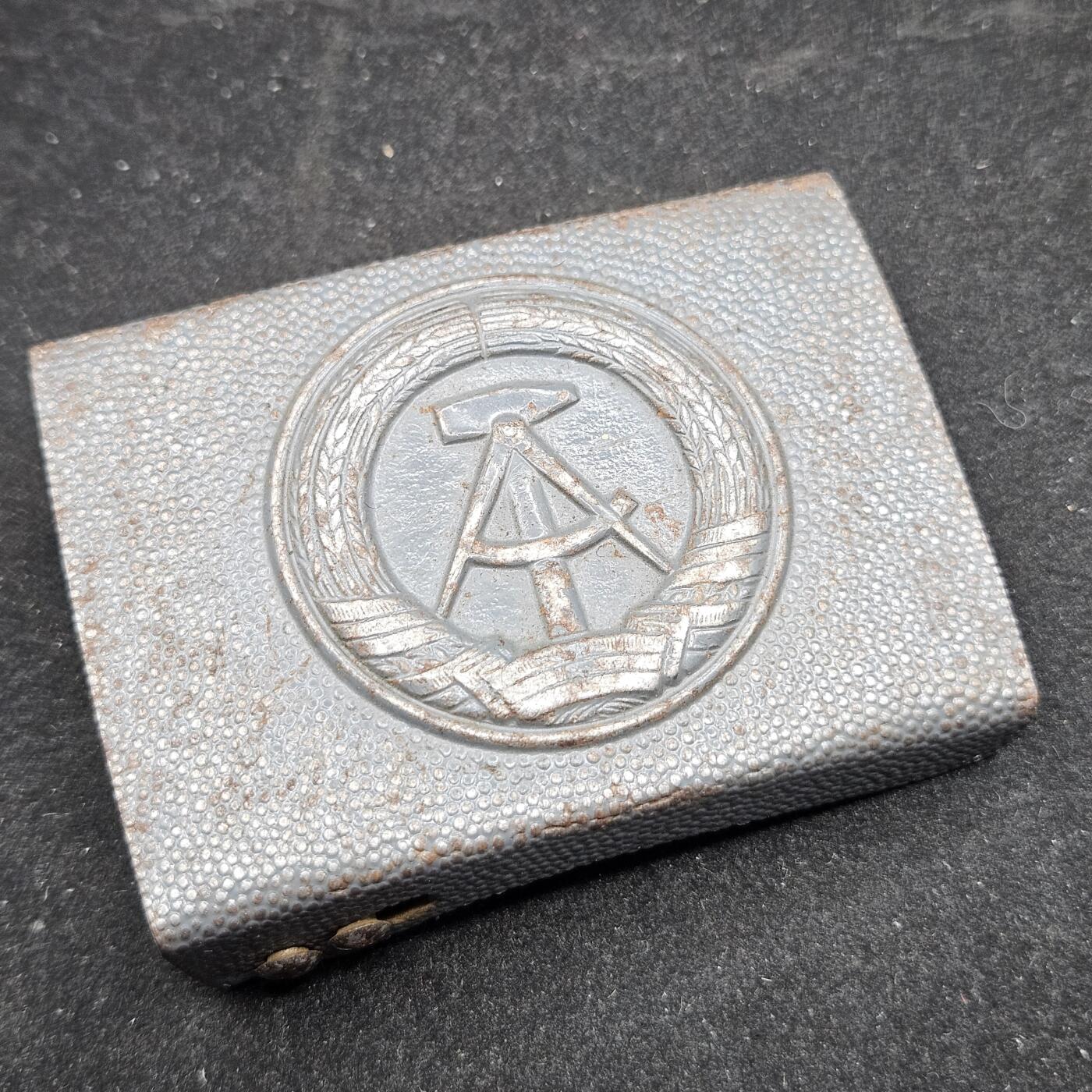 0元起拍勋章 第326期 咸鱼国勋章拍卖专场 1月18日（周日）下午6：00开始 东德陆军腰带扣