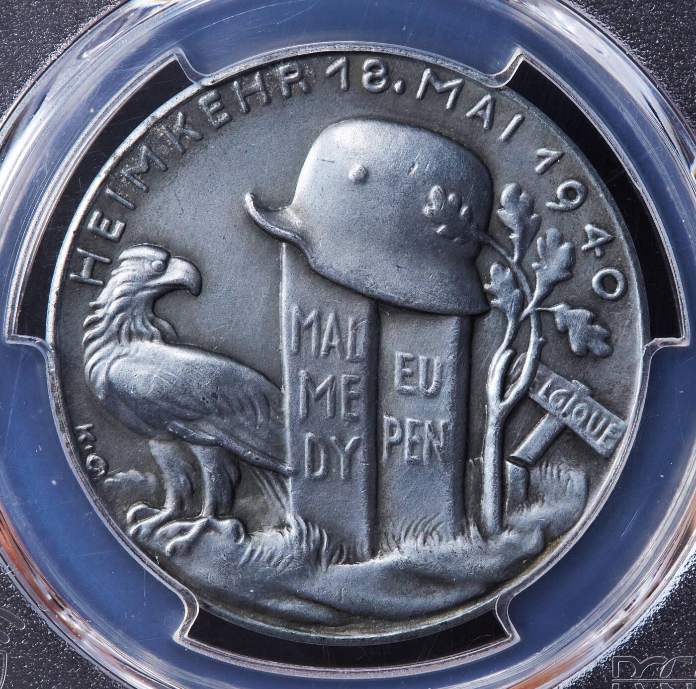 【俄甄集藏】“万象更新、马呈祥瑞”迎新春俄甄精品场-2026年(047)01-21 星期三 晚 19:30 全场包邮 德国第三帝国1940年纪念1920年反抗欧本和马尔梅迪非法全民公决锌章，PCGS SP62，磨砂底板，卡尔·哥茨名品，稀少品种，冠军分，原图联系客服或者查询相关官网查看