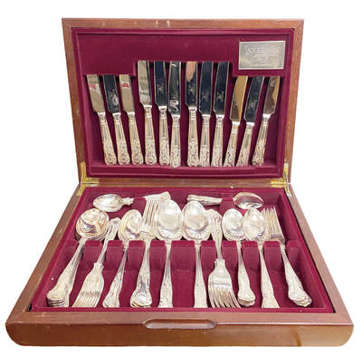 上海拍卖行2025年秋季古董珍玩拍卖会 - 英国谢菲尔德制INKERMAN镀银餐具套组(原装盒)