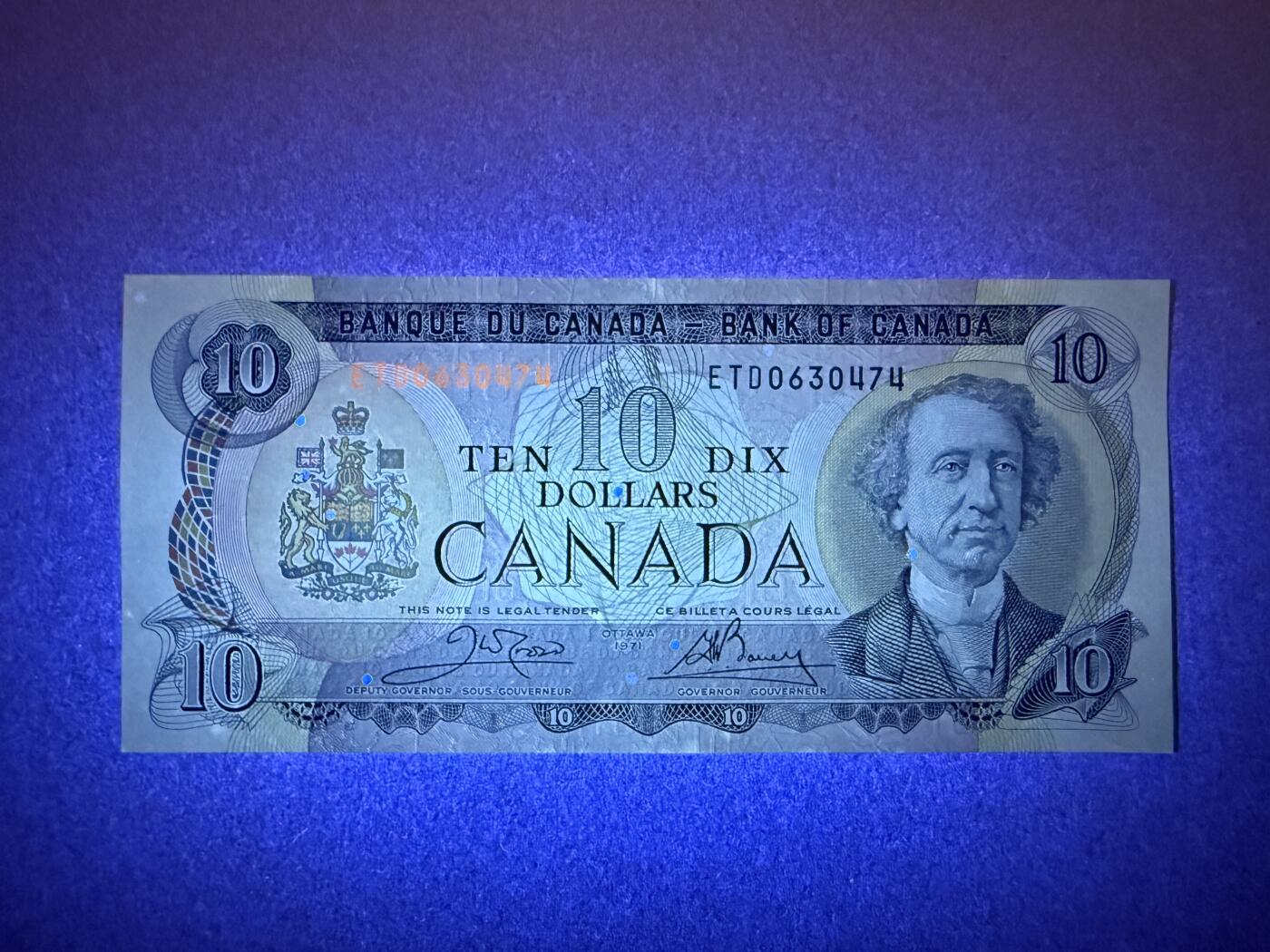 《艾美收藏》第229期-1.18周日外币荟萃 加拿大10元 UNC 1971年 边缘轻微荧光