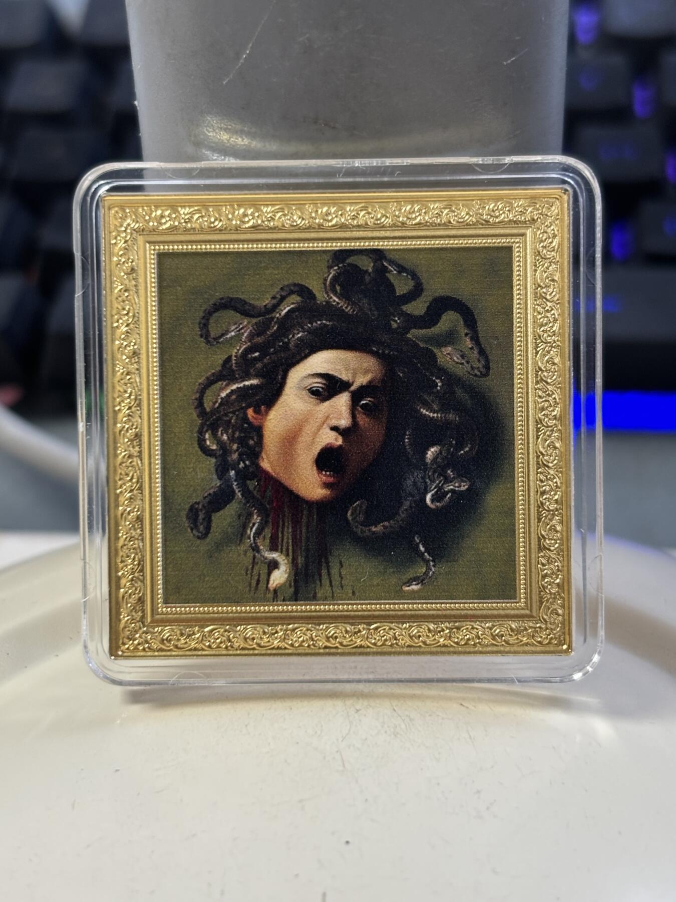 第188期拍卖 纽埃2021年卡拉瓦乔 名画系列《美杜莎》方形银币，1盎司999银，发行555枚