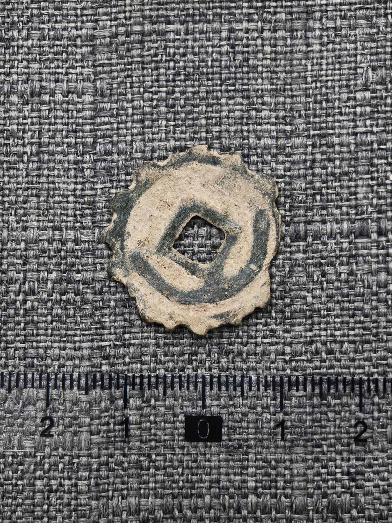 107期新疆红钱粟特钱币丝路钱币专场 突骑施汗钱刻花