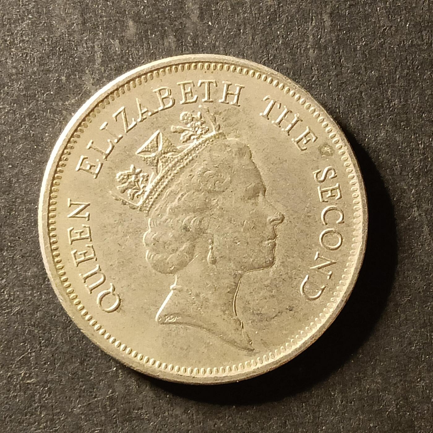 逸泉钱币2026A世界散币纸币纪念币专场A第一场 360 香港1元硬币高冠英国女王