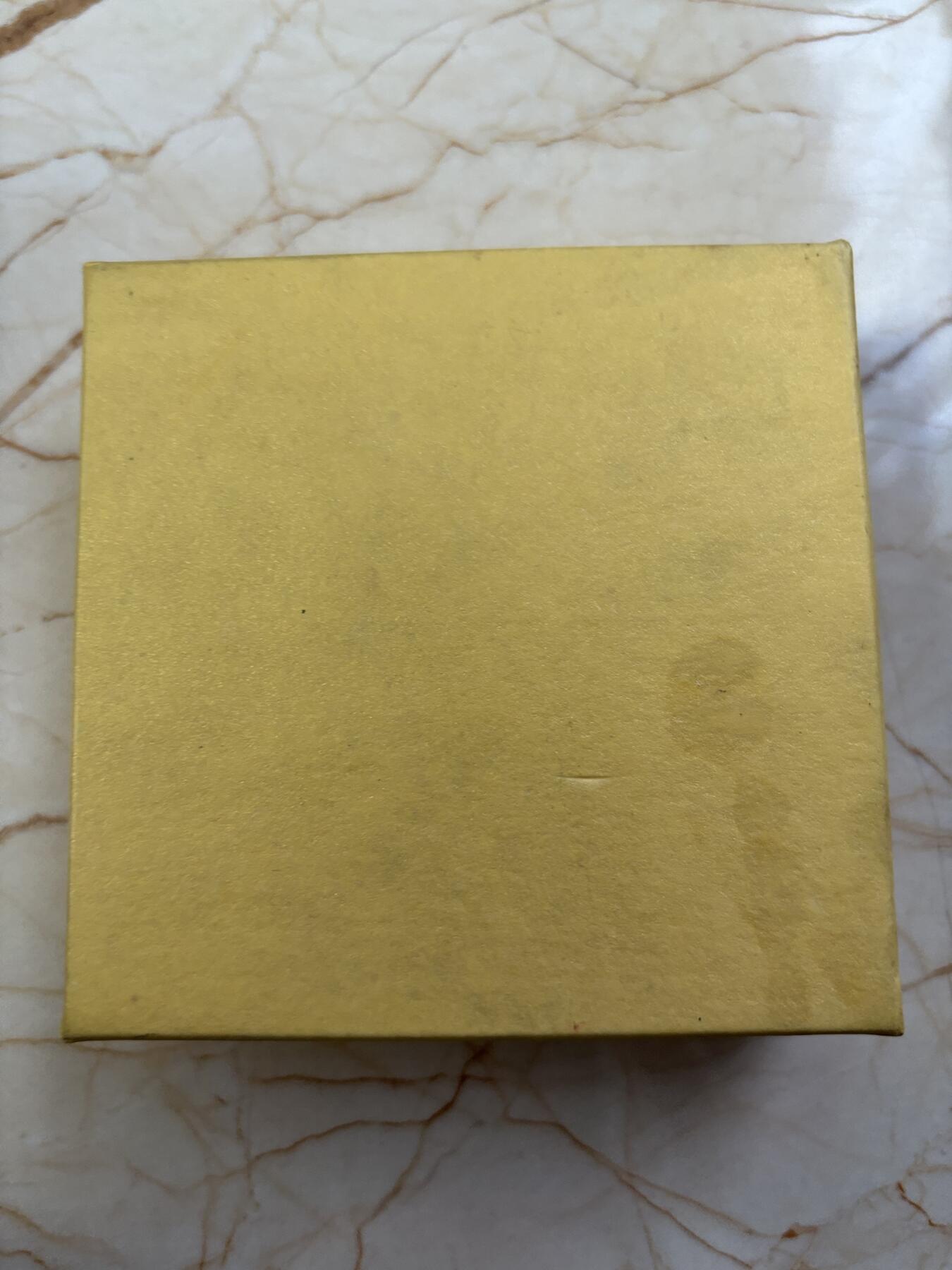 第188期拍卖 帕劳2007年天使玫瑰无尽的爱心形纪念银币，925银，25克，发行2500枚