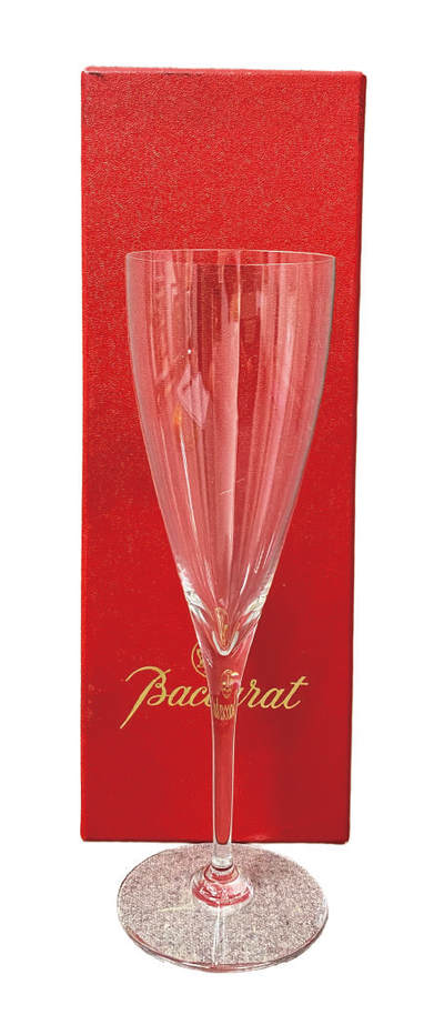 上海拍卖行2025年秋季古董珍玩拍卖会 - 法国Bcaccrart经典款水晶复古香槟杯(H:20cm,全新,原装盒)