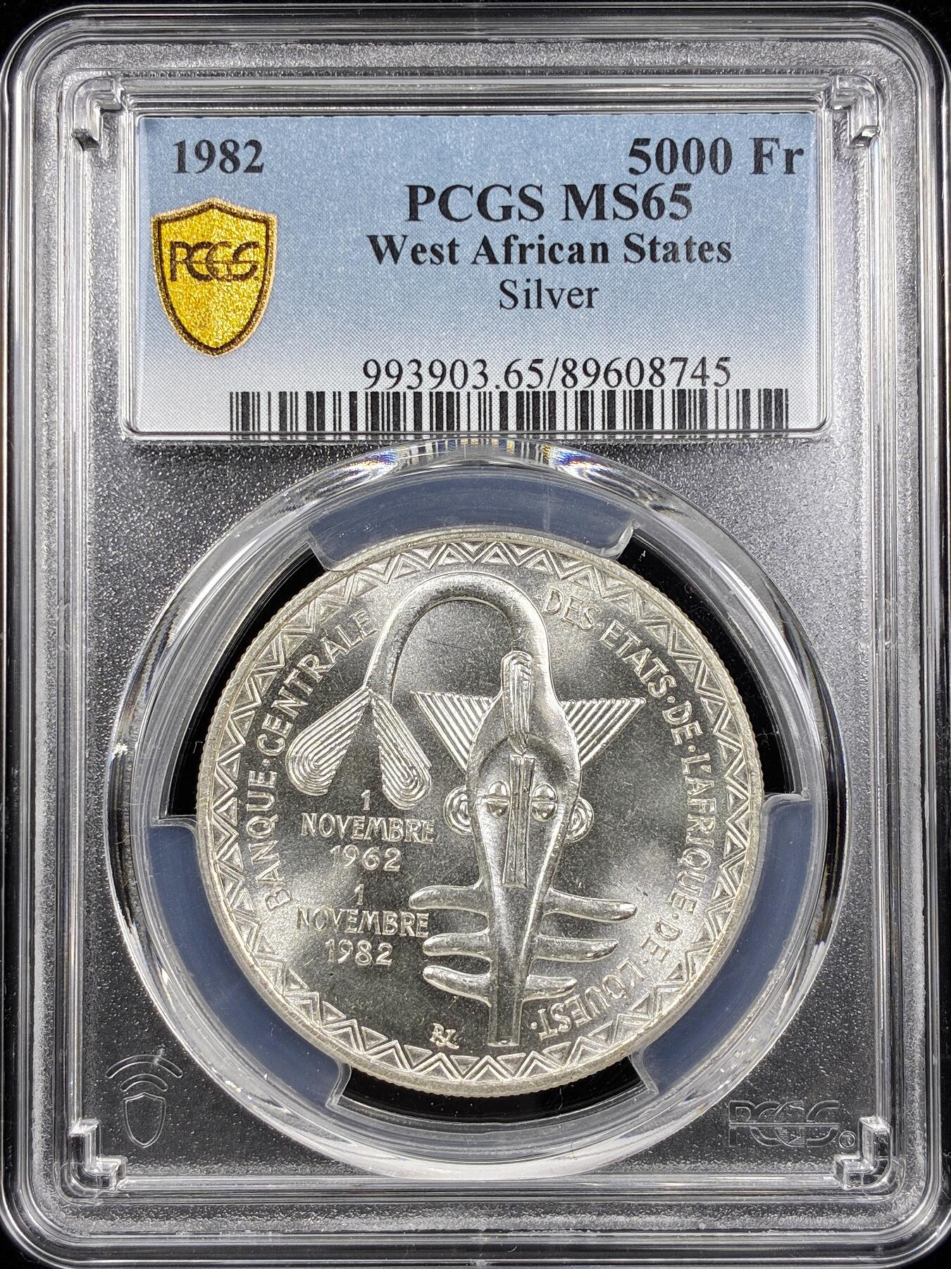 【雨安】【直播拍卖】【第0124期-评级币章】2026-01-17 周六 19:30 [评级现代] West African States 西共体 5000法郎 1982年  PCGS-MS65