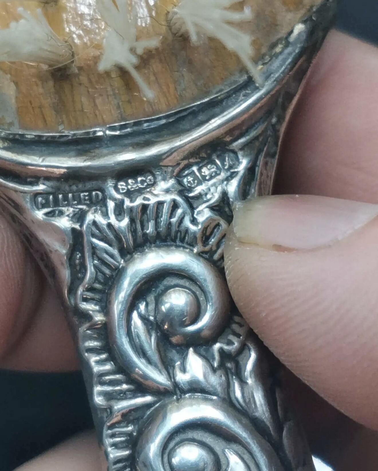 回流银器杂项 173克欧洲20世纪银质手刷，局部点测表面含银92.5%左右，