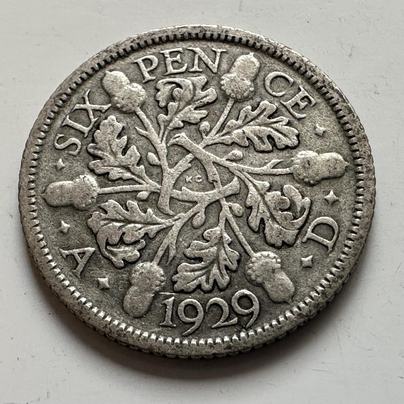 🌹外币初藏🌹🐯2026年第8场  每周二四六晚8️⃣点 接代拍 英国1929年6便士银币 2.8克50%银