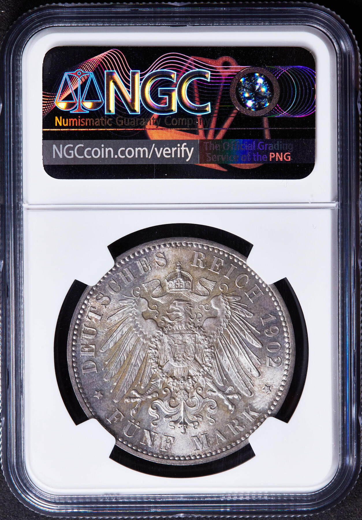 【俄甄集藏】“万象更新、马呈祥瑞”迎新春俄甄精品场-2026年(047)01-21 星期三 晚 19:30 全场包邮 德国萨克森1902年E版纪念阿尔伯特·科尼格逝世5马克大银币，NGC MS65，黄油五彩包浆，转光品相，顶级状态