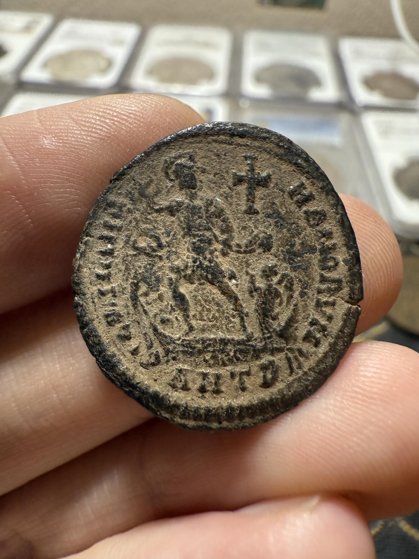 南宋泉阁俄币 外币 国币 专场第二十一期 【送拍无额外佣金】 古罗马 公元306-337年 君士坦丁一世铜币 大个头 少见品种 好品