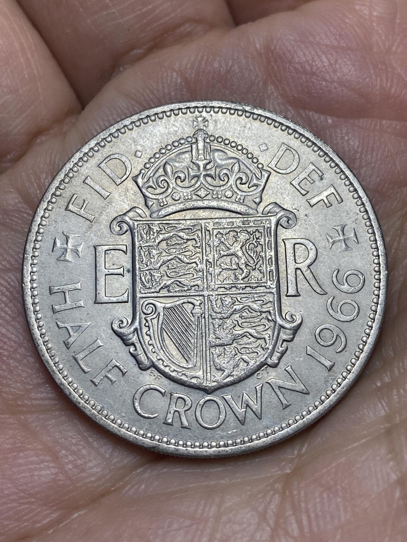 2026年第八场(总第一百七十七场）外国好品散币场(免佣金) 英国🇬🇧1966年半克朗(伊丽莎白二世青年桂冠第二版)