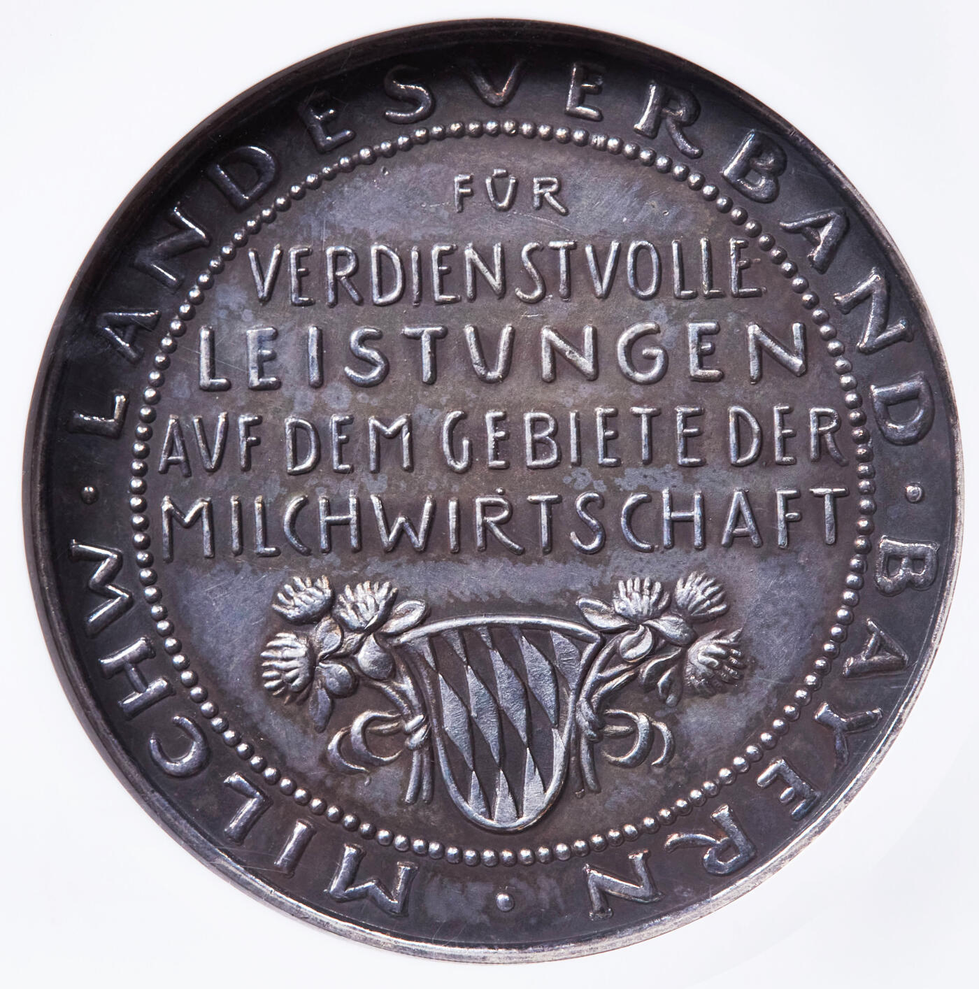 【俄甄集藏】“万象更新、马呈祥瑞”迎新春俄甄精品场-2026年(047)01-21 星期三 晚 19:30 全场包邮 德国魏玛1920年纪念乳业经济学家弗朗茨·赫兹博士银章，NGC MS61，卡尔·哥茨作品，高浮雕，酱彩包浆，少见品种