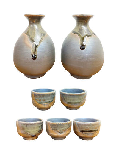 上海拍卖行2025年秋季古董珍玩拍卖会 - 日本越前烧清酒具(原装盒)