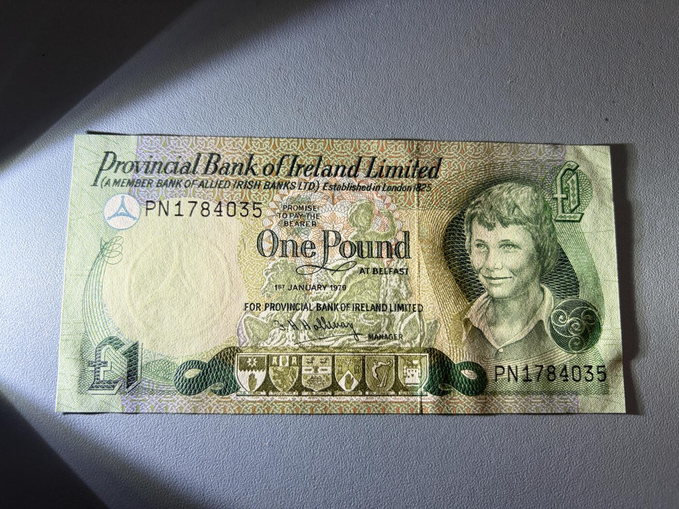 咖啡豆•收藏 2026年Jan_21th世界各国纸币拍卖 北爱尔兰 1979年 1镑 全新UNC 外国纸币