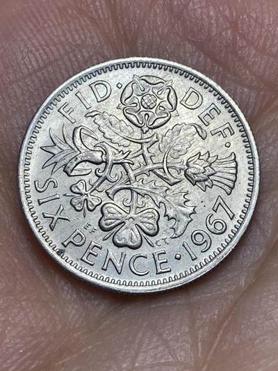 2026年第八场(总第一百七十七场）外国好品散币场(免佣金) - 英国🇬🇧1967年6便士(伊丽莎白二世青年桂冠第二版，普制币关门年)