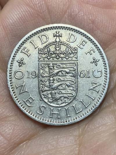 2026年第八场(总第一百七十七场）外国好品散币场(免佣金) - 英国🇬🇧1961年1先令(伊丽莎白二世青年桂冠第二版，英格兰盾徽版)
