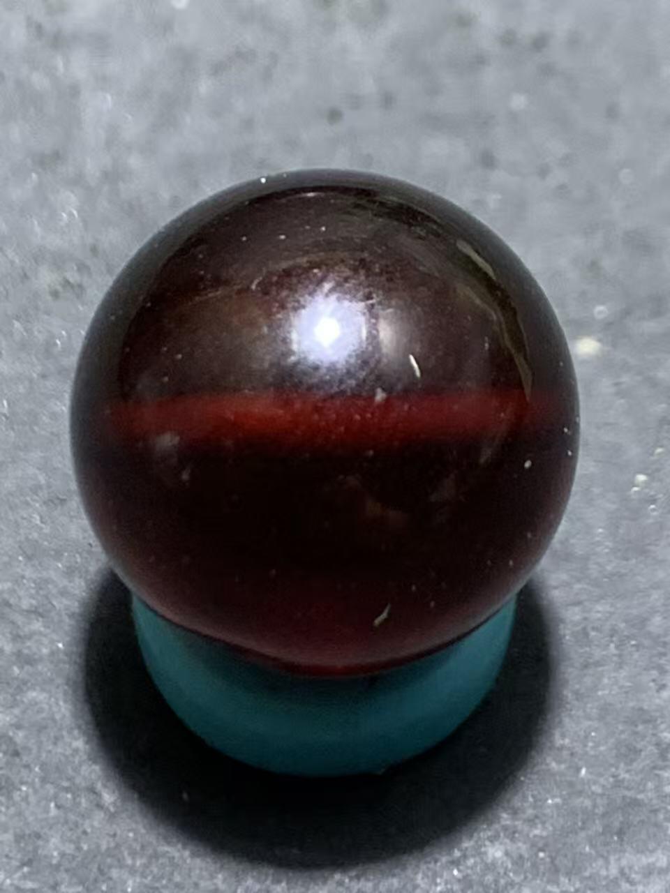 天然乌克兰血珀通货圆珠一颗，