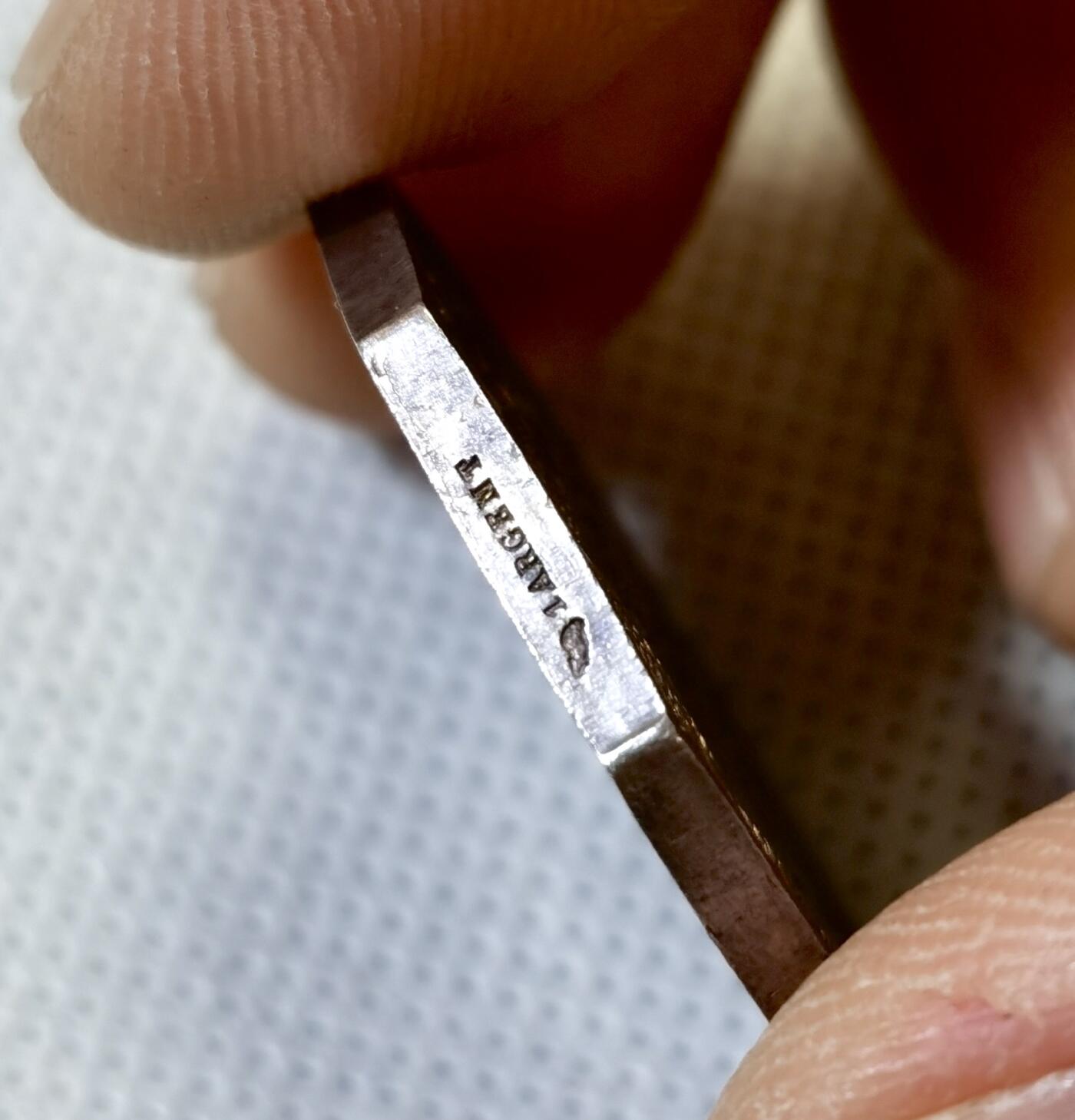 甄臻铺-世界币章拍卖（第48期）精品场拍品征集中，送拍享返佣金等优惠多多