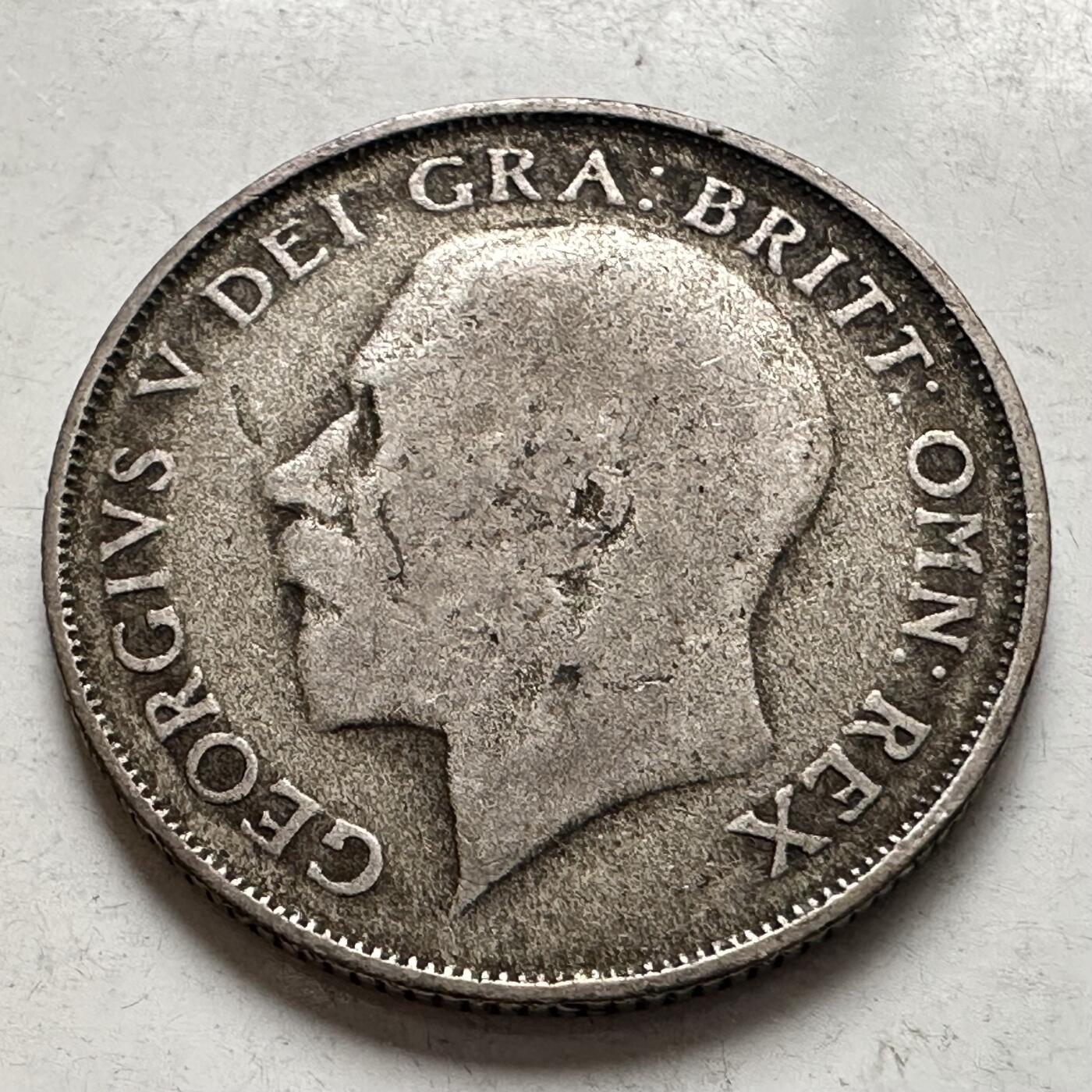 🌹外币初藏🌹🐯2026年第8场  每周二四六晚8️⃣点 接代拍 英国1922年1先令银币 5.65克50%银 b