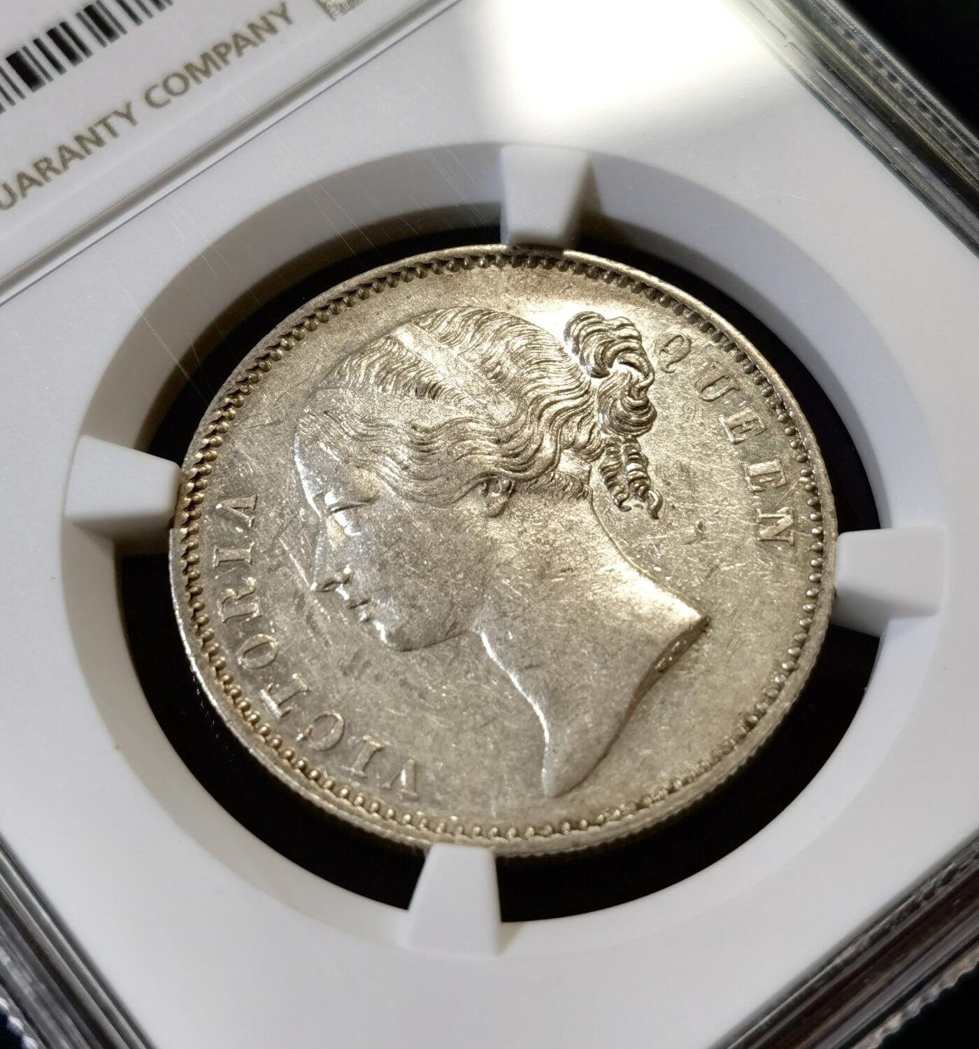 甄臻铺-世界币章拍卖（第48期）精品场拍品征集中，送拍享返佣金等优惠多多