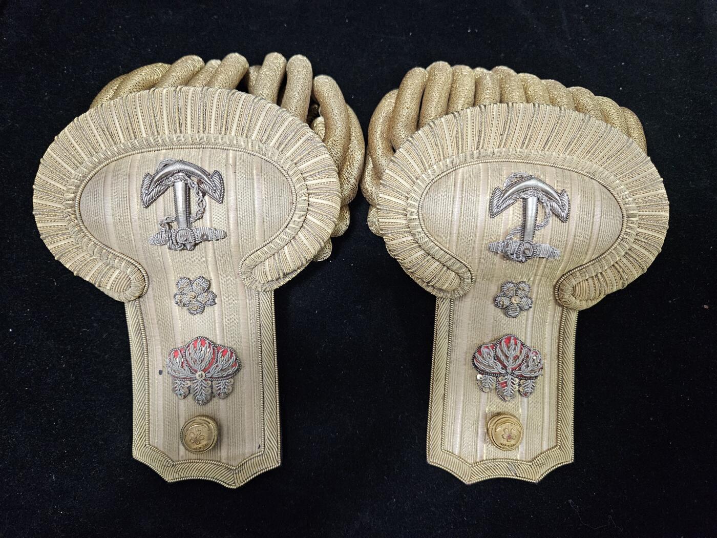 0元起拍勋章 第326期 咸鱼国勋章拍卖专场 1月18日（周日）下午6：00开始