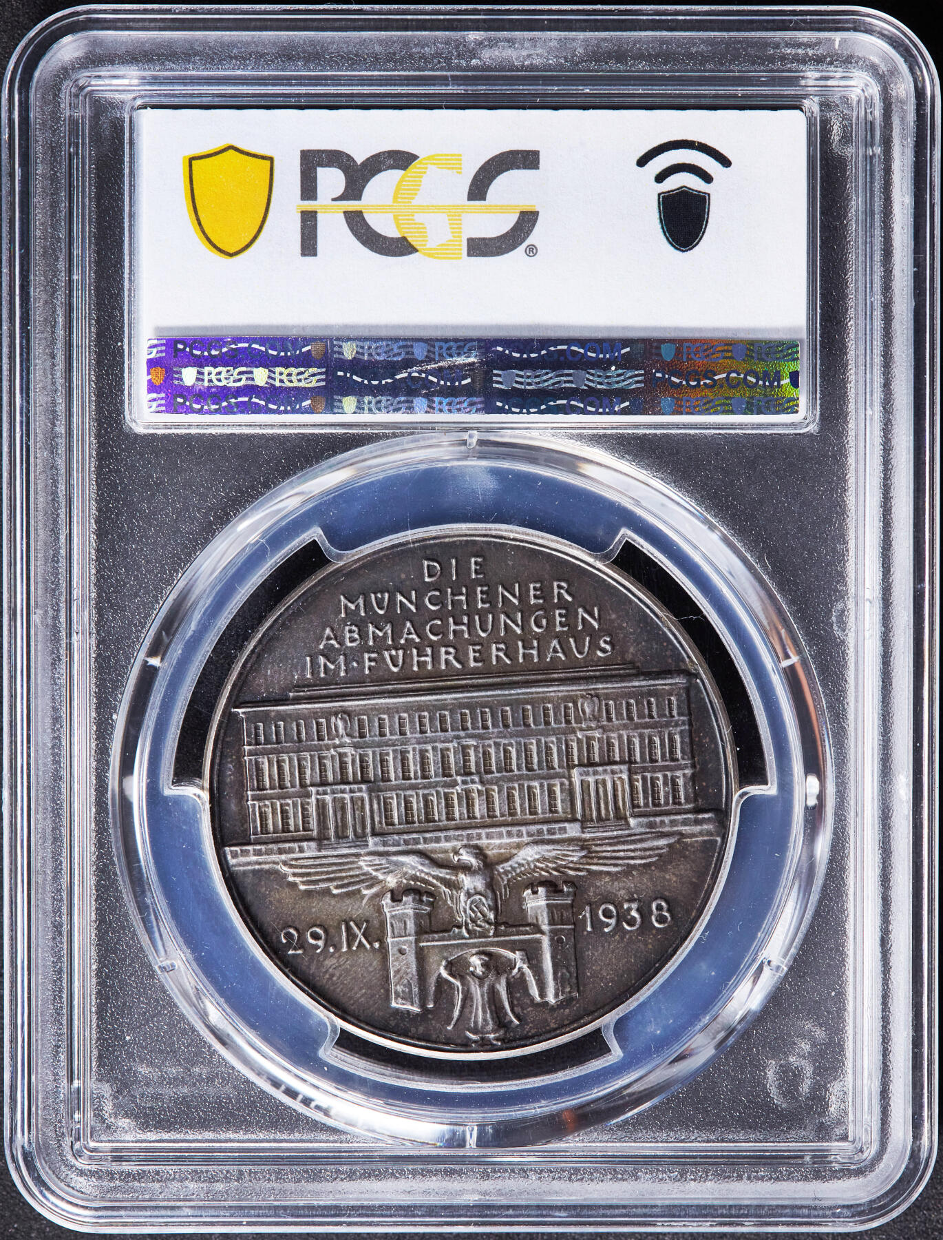 【俄甄集藏】“万象更新、马呈祥瑞”迎新春俄甄精品场-2026年(047)01-21 星期三 晚 19:30 全场包邮 德国第三帝国1938年《慕尼黑协定》四巨头纪念银章，PCGS SP63，酱彩包浆，稀少品种，德国总理、墨索里尼、张伯伦、达拉第，原图联系客服或者查询相关官网查看