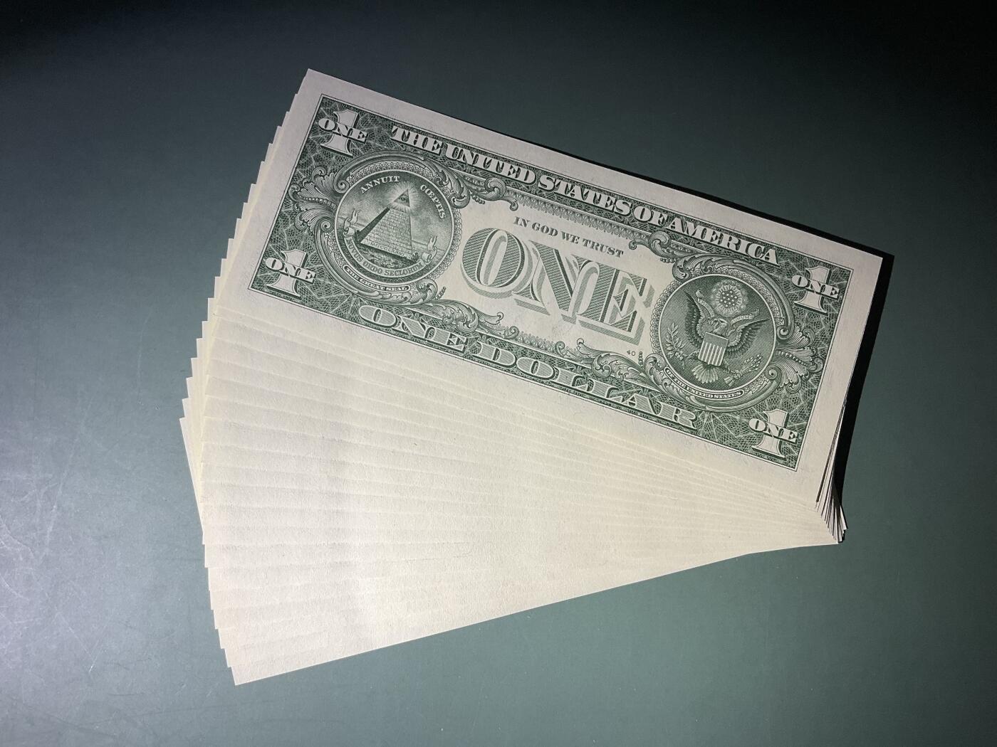 【礼羽收藏】🌏世界钱币拍卖第120期 美国1-5美元一组共21张:①06版黑白大头5美元 豹子头无4靓号②1美元倒置+圆圆捆拆挑出无3457的朦胧靓号(含双尾等20张)均绝品无斑