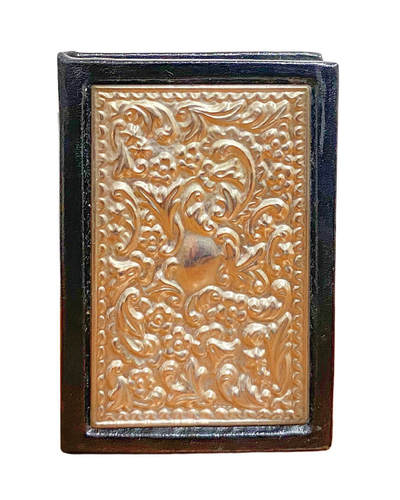 上海拍卖行2025年秋季西洋家具及装饰艺术品 - 英国银面雕花生辰占星手册(附十二宫笔记及精选黄道数字及符号)