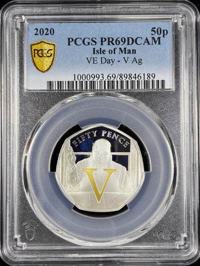 【雨安】【直播拍卖】【第0124期-评级币章】2026-01-17 周六 19:30 - [评级现代] Isle of Man 马恩岛 50便士 2020年 VE-Day PCGS-PR69DCAM 精制币