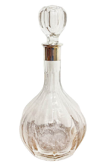 上海拍卖行2025年秋季古董珍玩拍卖会 - 欧洲纯银925圈口水晶酒瓶(H:28.5cm)