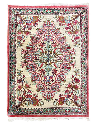 上海拍卖行2025年秋季古董珍玩拍卖会 - 波斯地毯"Tender Shoot"(79×56cm)