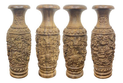 上海拍卖行2025年秋季古董珍玩拍卖会 - 日本回流沉香木雕"九龙纳福"赏瓶(H:27cm)