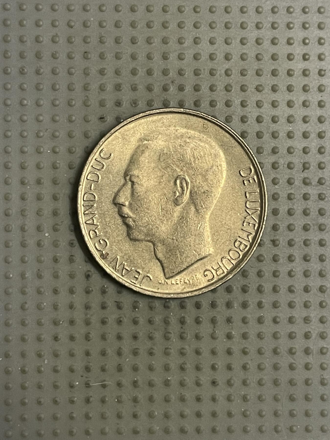 2026年第12场各国散币拍卖（总第162场）16.17两天外出，18号可以发货 卢森堡1989年5法郎