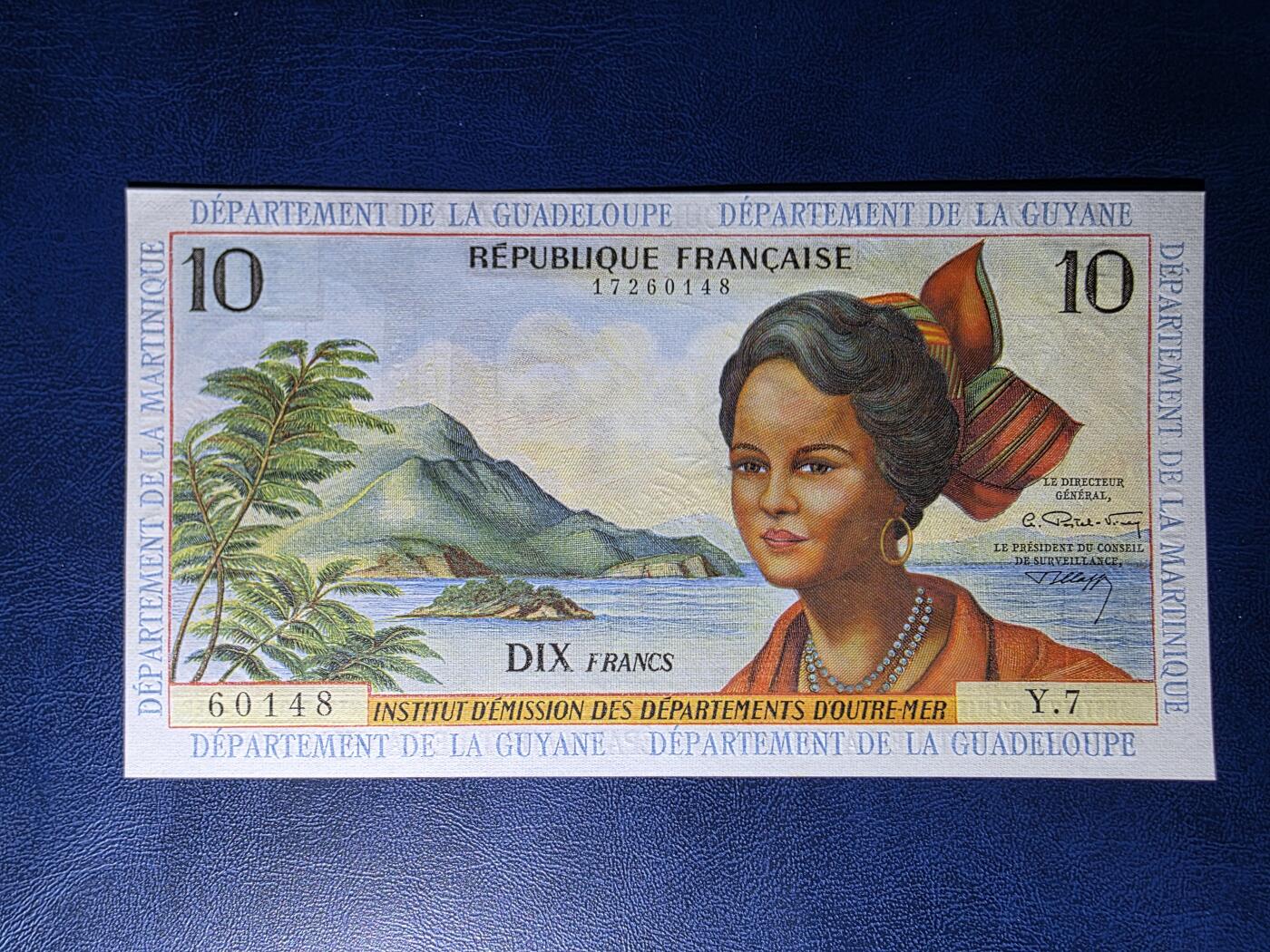 叁拾收藏第34期 法属安的列斯10法郎  UNC