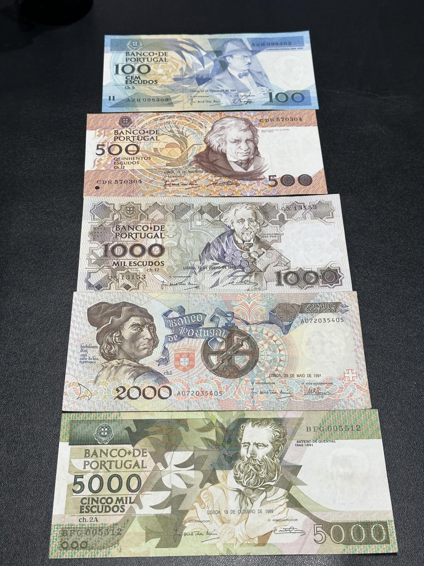 《外钞收藏家》第六百零二期（精品场）（本平台长期征集拍品、欢迎藏友们联系合作）