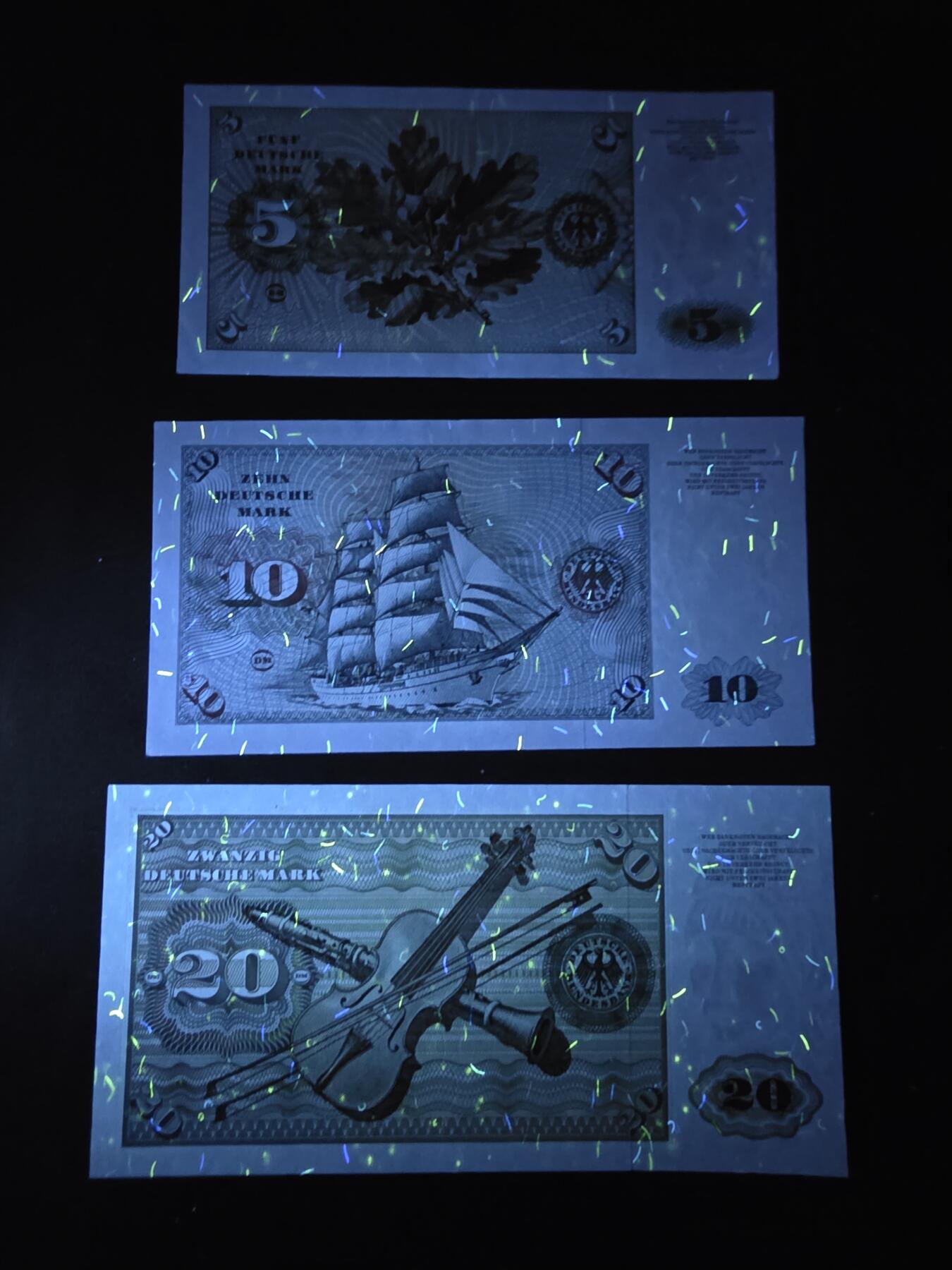 叁拾收藏第34期 德国倒二版3张  UNC（5马克为AU）