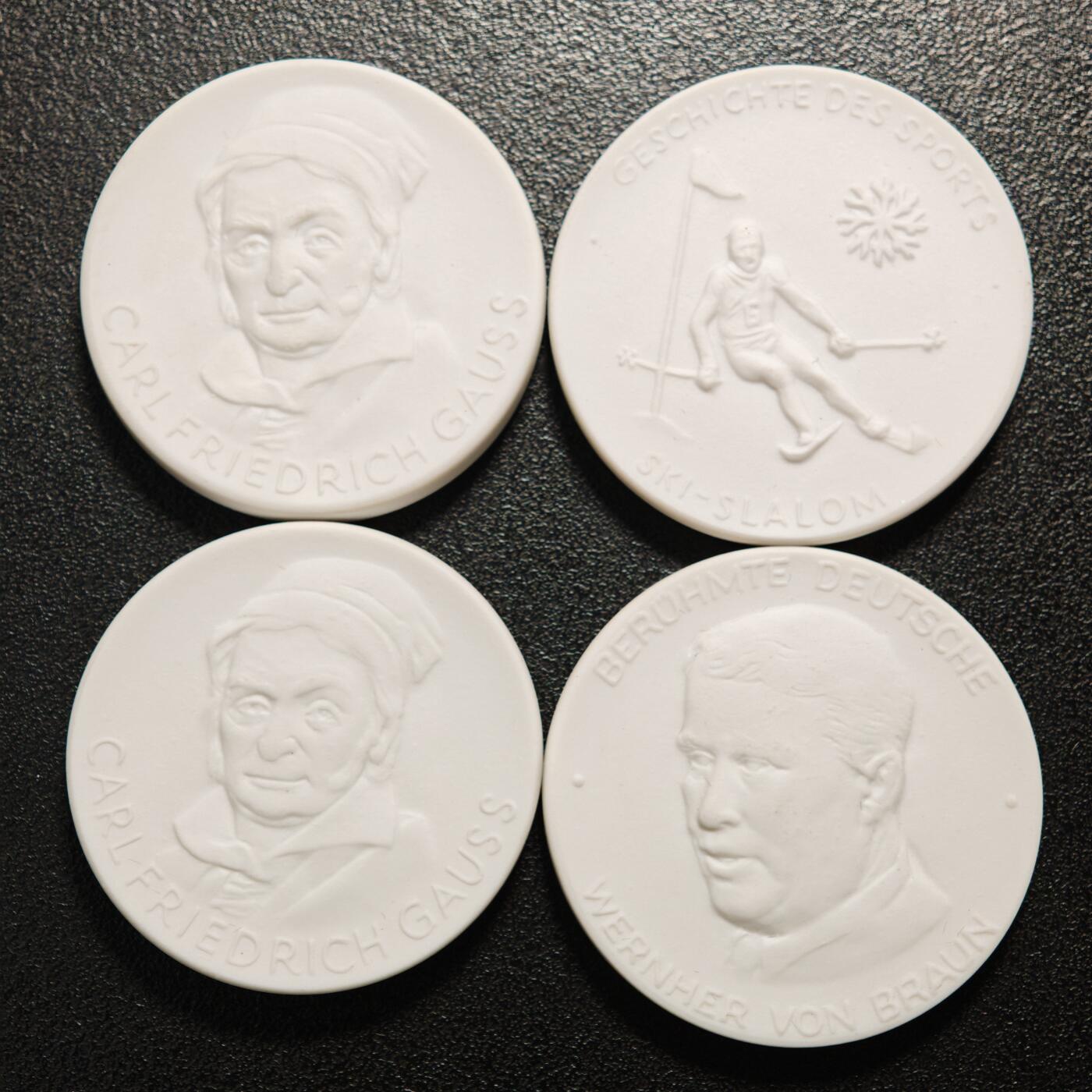 【德藏】世界币章拍卖第162期（拍品征集中~欢迎藏友联系） 4枚一组 德国迈森白色陶瓷纪念章 详细尺寸请看拍品介绍