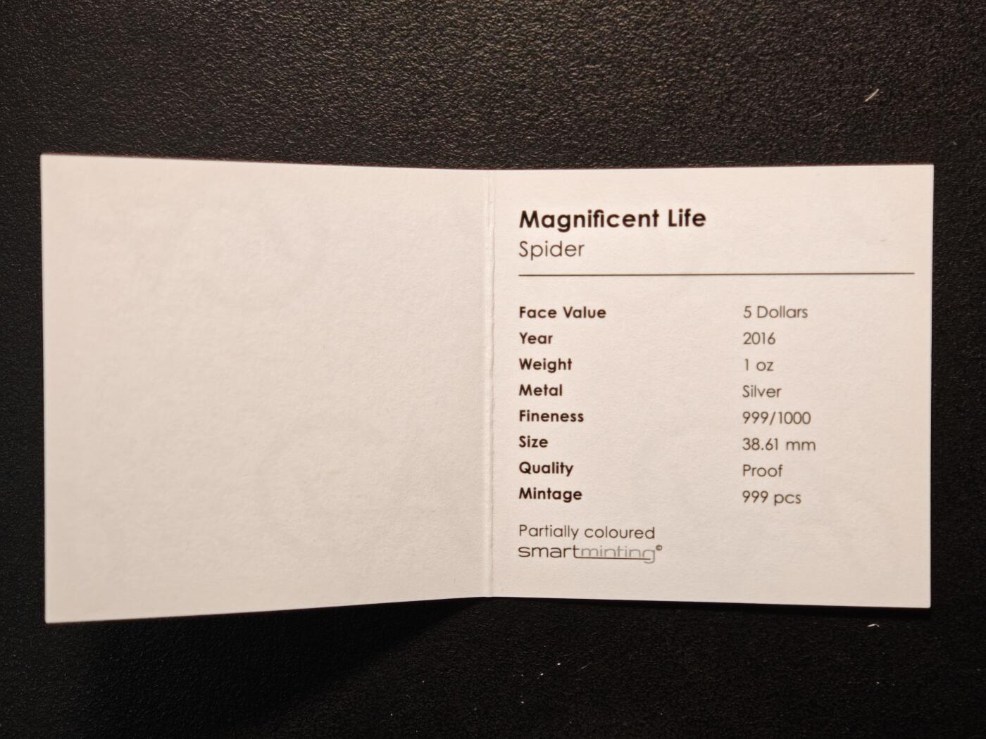【德藏】世界币章拍卖第162期（拍品征集中~欢迎藏友联系） 2016年 库克黄蜂蜘蛛彩色高浮雕弧形纪念银币 原盒 原证书 38.61mm 1盎司 999银